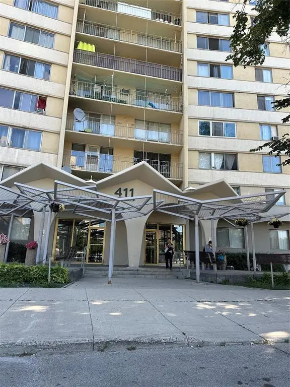 411 Cumberland AVE, Winnipeg, MB R3B 1T7