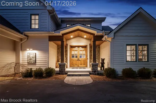 1432 S East Torch Lake DR, Forest Home Township, MI 49615