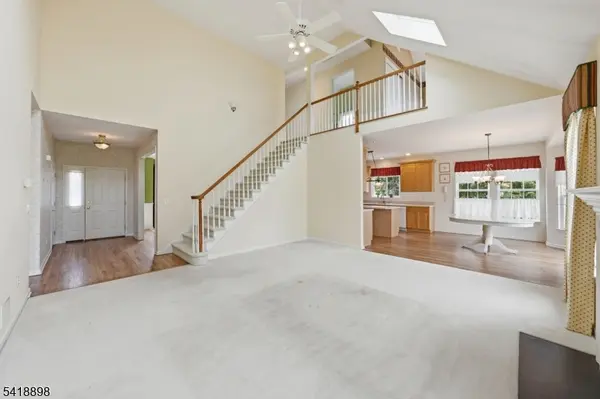 61 Canada Goose Dr, Allamuchy Twp., NJ 07840