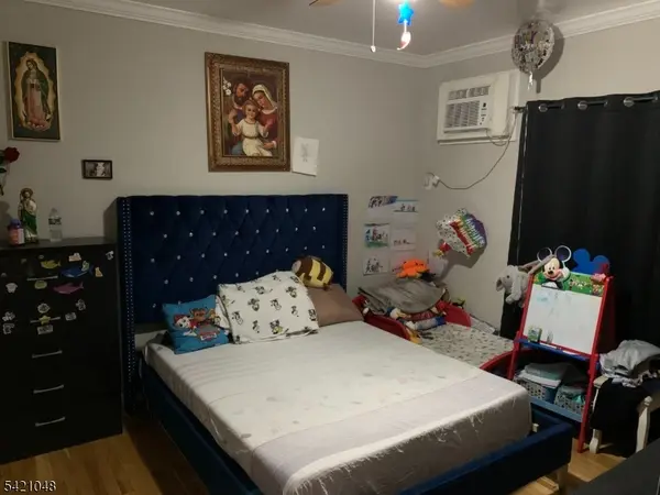 116 W 19Th St #1A, Bayonne City, NJ 07002