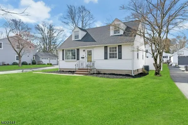 24 Central Ave, Morris Plains Boro, NJ 07950