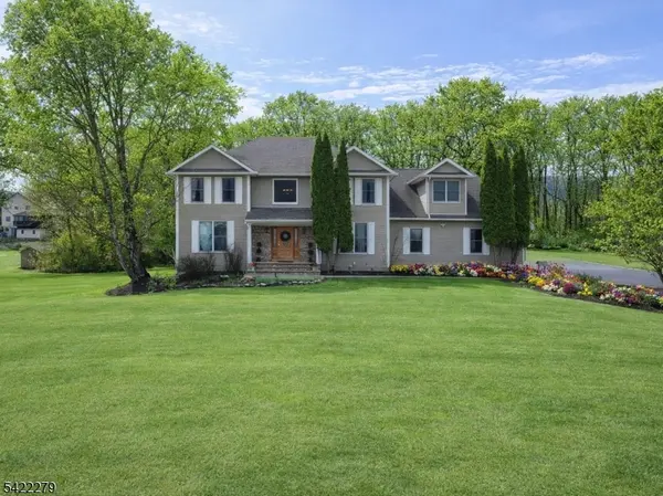 4 Pueblo Trl, Vernon Twp., NJ 07462