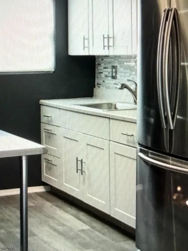 401 Highway 22 #8D, North Plainfield Boro, NJ 07060