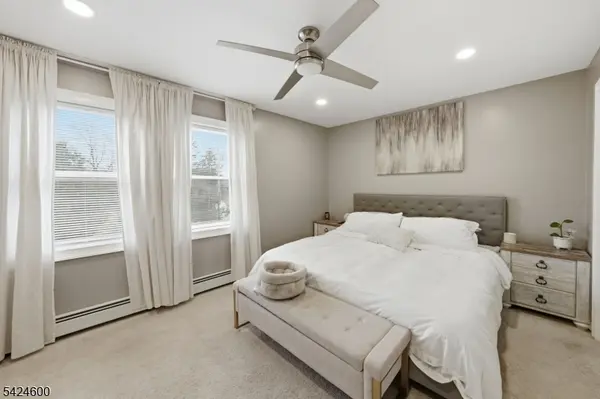 7 Jackson Ave, Vernon Twp., NJ 07462