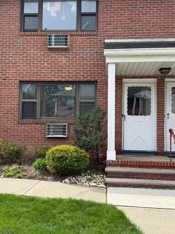 10 Colonial Dr #H, Little Falls Twp., NJ 07424