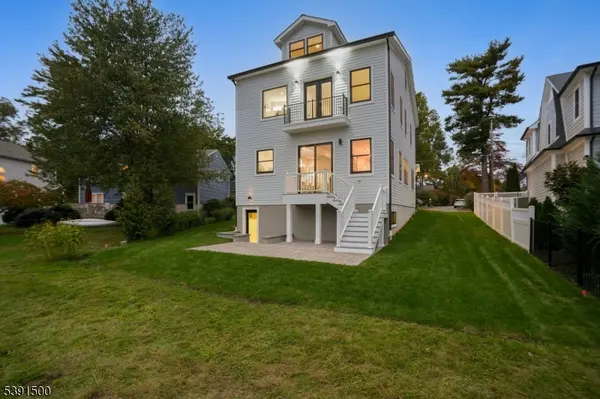 15 Lake Rd, Chatham Twp., NJ 07928