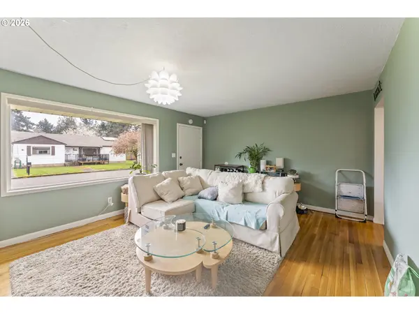 18335 NE FLANDERS ST, Portland, OR 97230