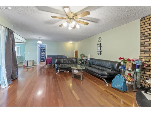 18335 NE FLANDERS ST, Portland, OR 97230