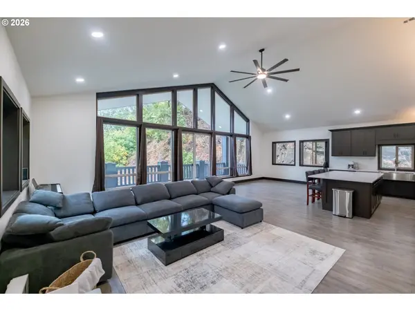 33005 BERLIN RD, Lebanon, OR 97355