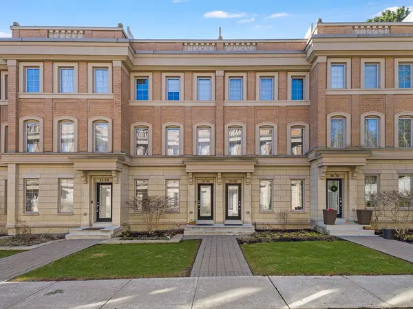 30 Hargrave LN #13, Toronto C12, ON M4N 0A4