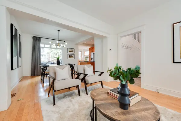 131 Pinewood AVE, Toronto C03, ON M6C 2V4