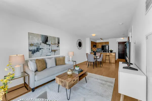 16 Yonge ST #1908, Toronto C01, ON M5E 2A1