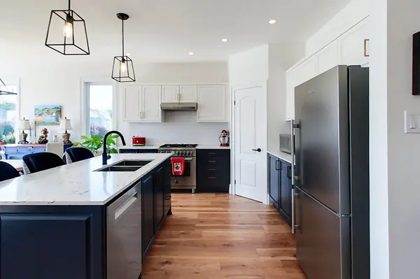 27 Newport BLVD, Collingwood, ON L9Y 4Y8