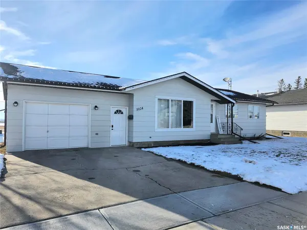 5024 Times STREET,  Macklin,  SK S0L 2C0
