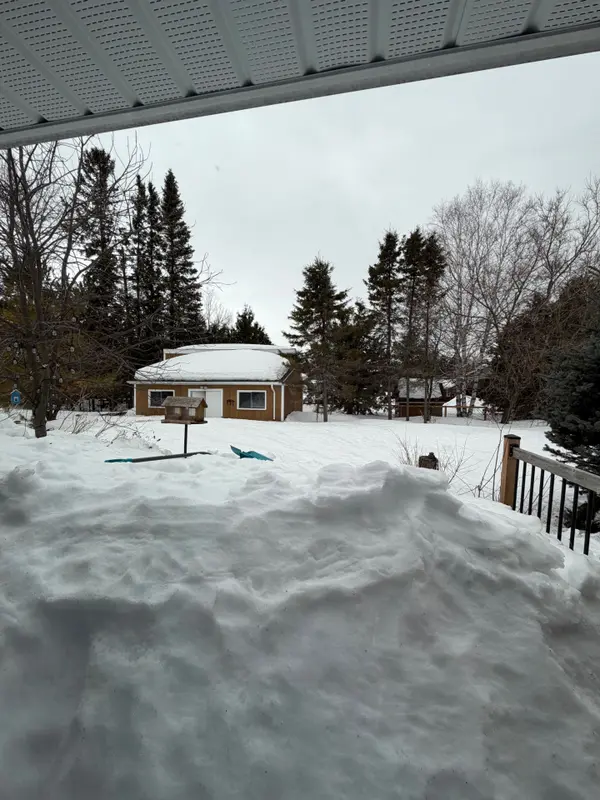 14 Kennedy AVE, Kapuskasing, ON P5N 1M2