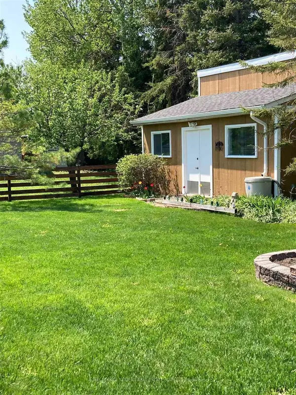 14 Kennedy AVE, Kapuskasing, ON P5N 1M2