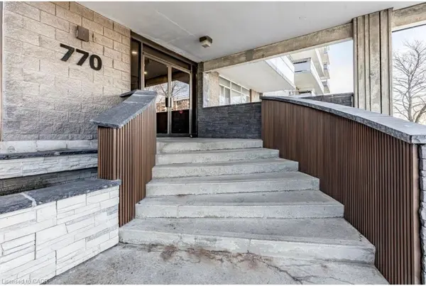 770 Hager AVE #403, Burlington, ON L7S 1X1