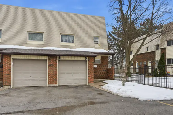 1460 Garth ST #6, Hamilton, ON L9B 1R6