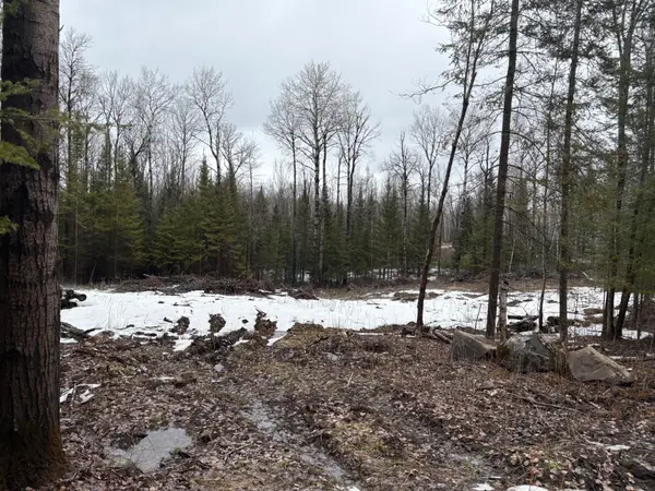 PT E1/2 Hillcrest RD, East Ferris, ON P0H 1B0