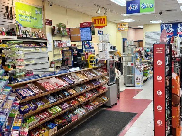 20 Woodlawn RD E #7, Guelph, ON N1H 1G7