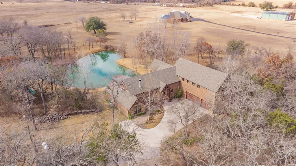 1658 County Road 2027, Glen Rose, TX 76043