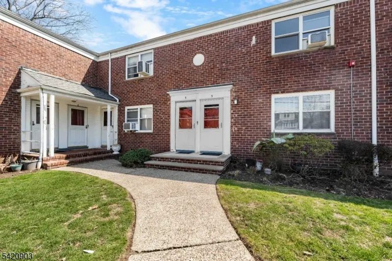 418 Esplanade #6, Hackensack City, NJ 07601