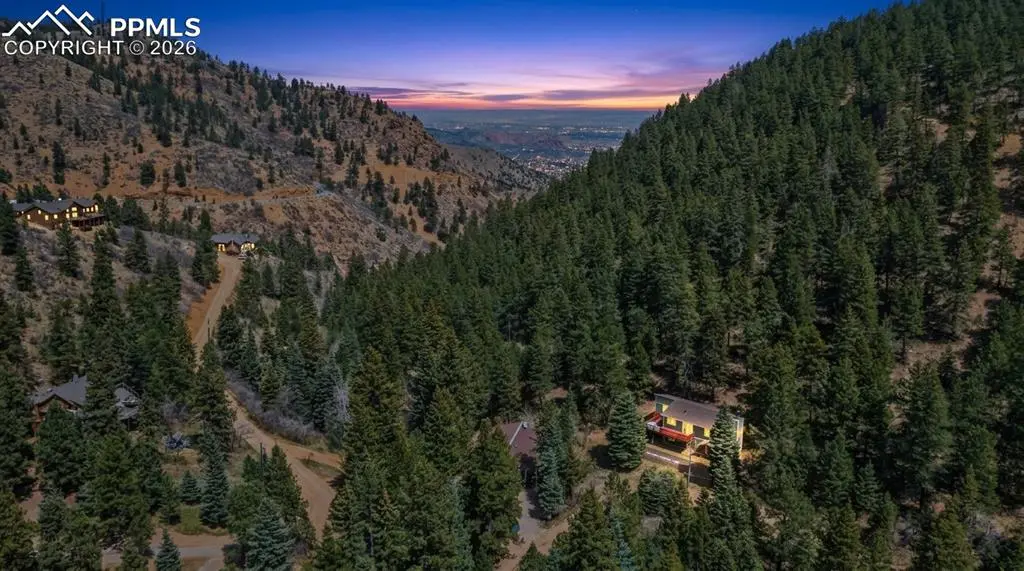 5130 Neeper Valley RD, Manitou Springs, CO 80829