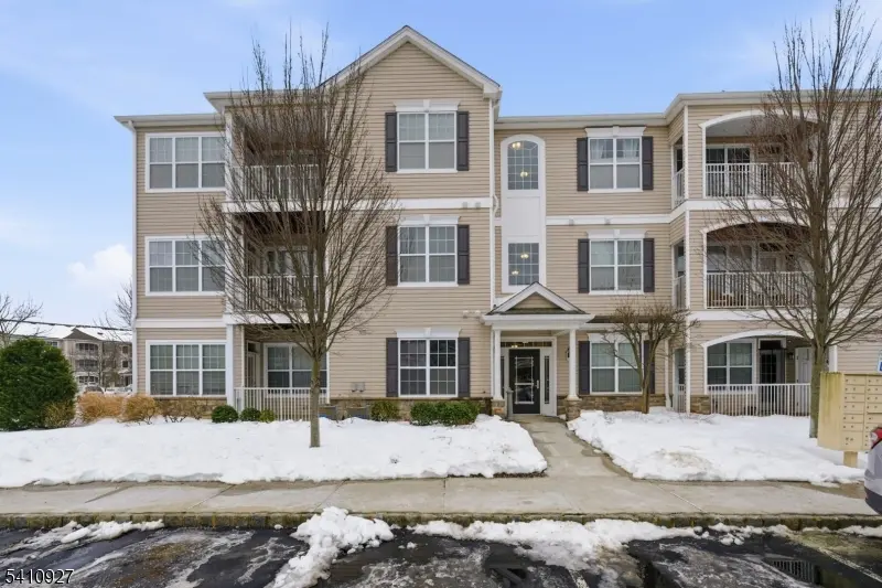 311 Timberlake Dr #311, Ewing Twp., NJ 08618