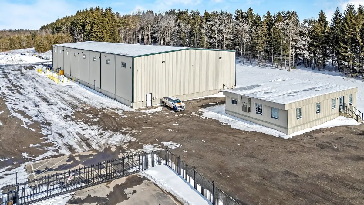 20383 Hurontario ST, Caledon, ON L7K 1W8