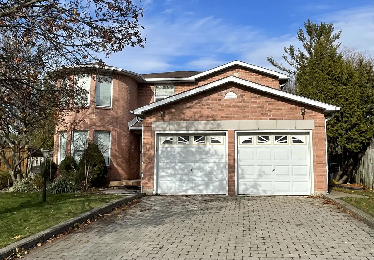 5171 Hidden Valley CT, Mississauga, ON L5M 3P1