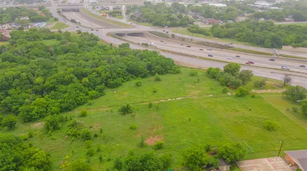 1218 W Church Street, Grand Prairie, TX 75050