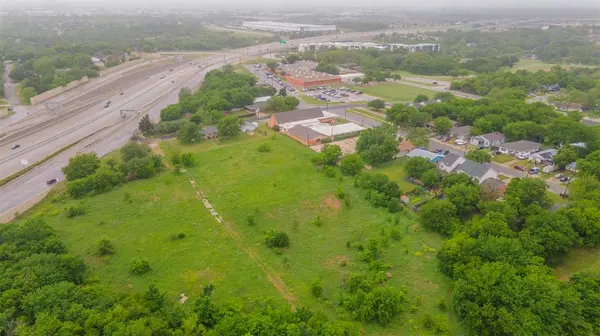 1218 W Church Street, Grand Prairie, TX 75050