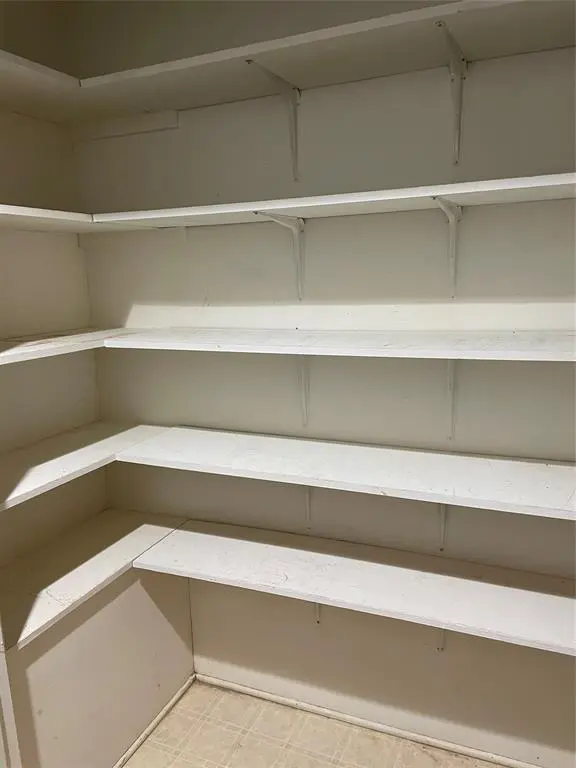 201 W Gilmer Street, Big Sandy, TX 75755