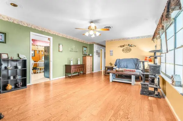 609 S Files Street, Itasca, TX 76055