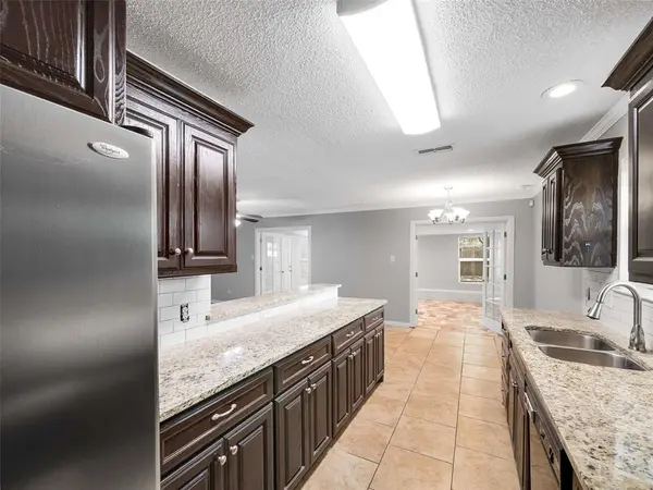 6616 Armando Avenue, Fort Worth, TX 76133