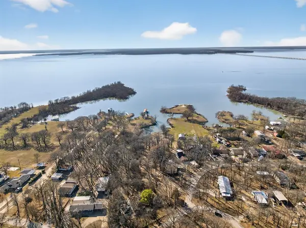 594 Briggs Boulevard, East Tawakoni, TX 75472