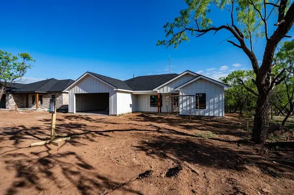 707 E Davenport, Stamford, TX 79553