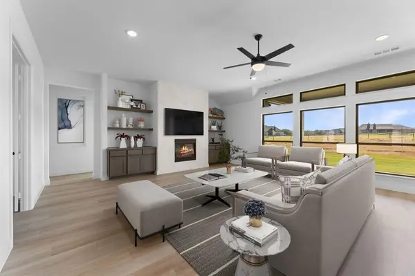 1099 Paradise Parkway, Poolville, TX 76487