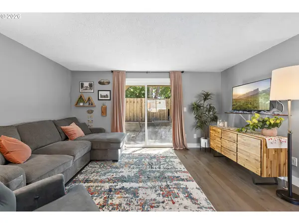 16851 SE POWELL BLVD, Portland, OR 97236