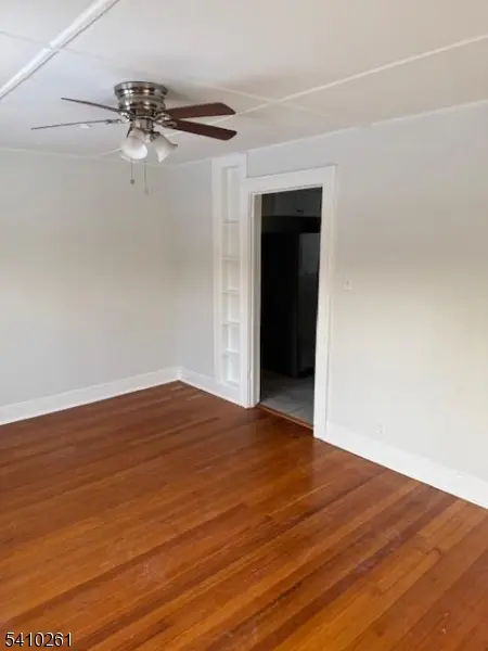 25 Flanders Rd, Netcong Boro, NJ 07857