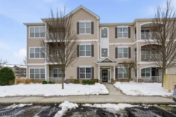 311 Timberlake Dr #311,  Ewing Twp.,  NJ 08618