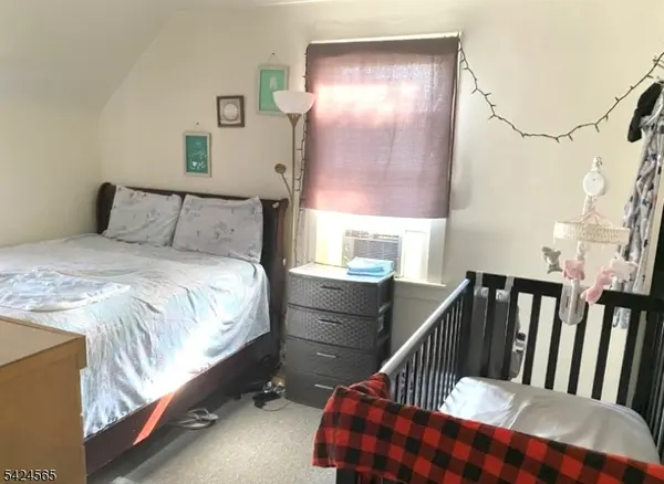 610 Corliss Ave #2, Phillipsburg Town, NJ 08865