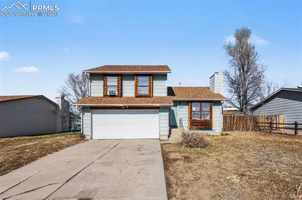 921 N Candlestar LOOP, Fountain, CO 80817