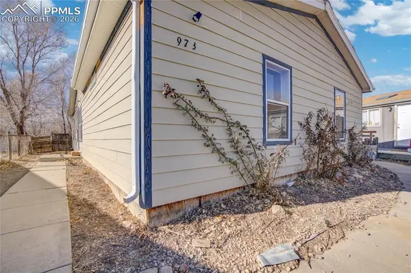 973 Desert CIR, Fountain, CO 80817