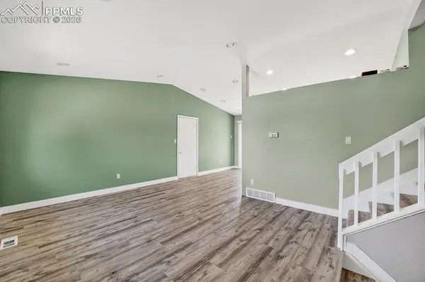 6730 Goldfield DR, Colorado Springs, CO 80911