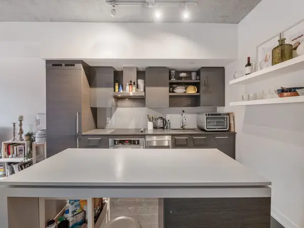 1030 King ST W #LPH31, Toronto C01, ON M6K 0B4