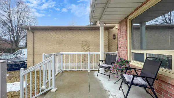 176 Large CRES, Ajax, ON L1T 2R2