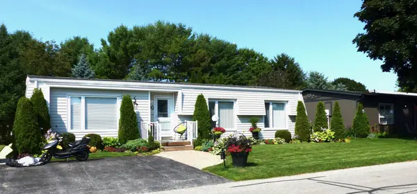 90 The Cove RD, Clarington, ON L1B 1B5