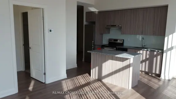 8763 Bayview AVE #207, Richmond Hill, ON L4B 3V1