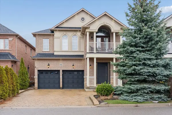 15 Maple Forest DR, Vaughan, ON L6A 0B7